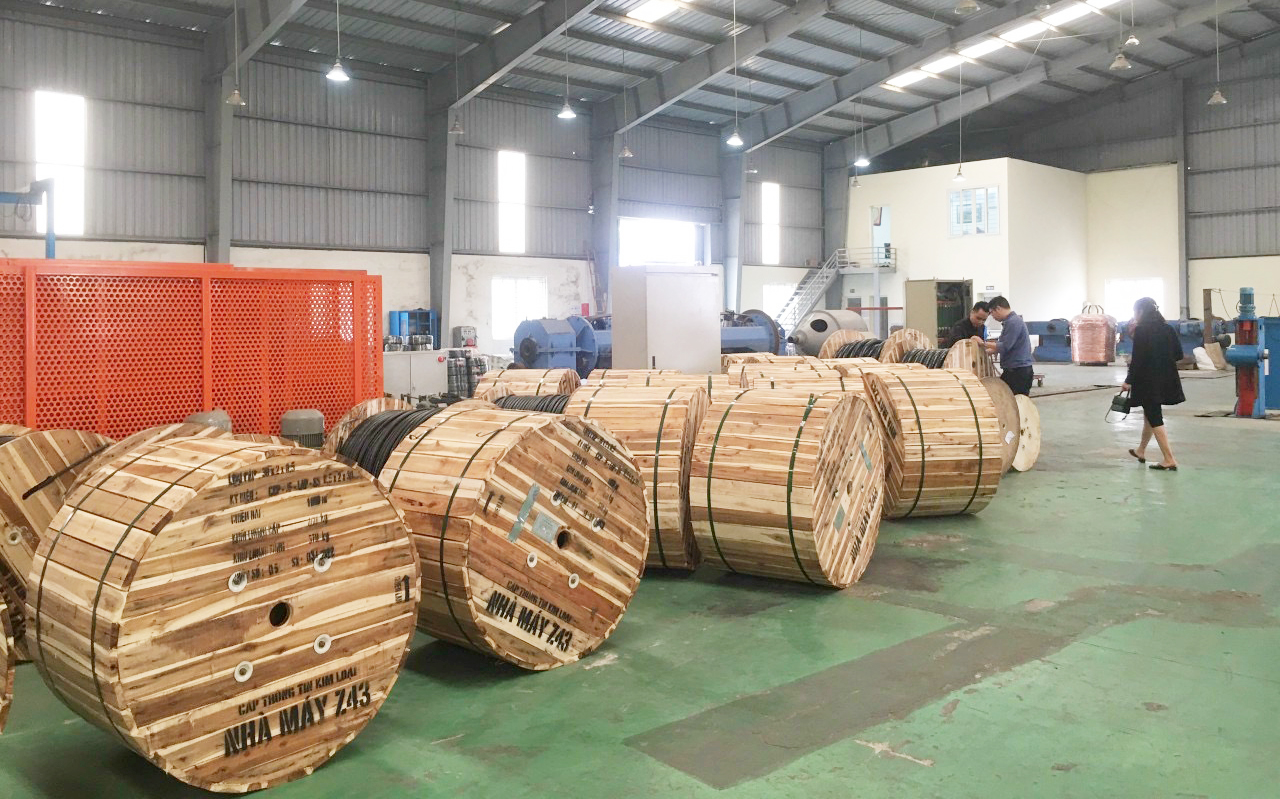 Sản phẩm dây và cáp điện trong nhà máy Z43