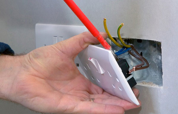 Z43 hướng dẫn đi ngầm dây điện