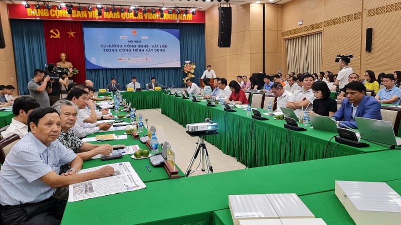 z43 tham dự hội thảo báo xây dựng 1